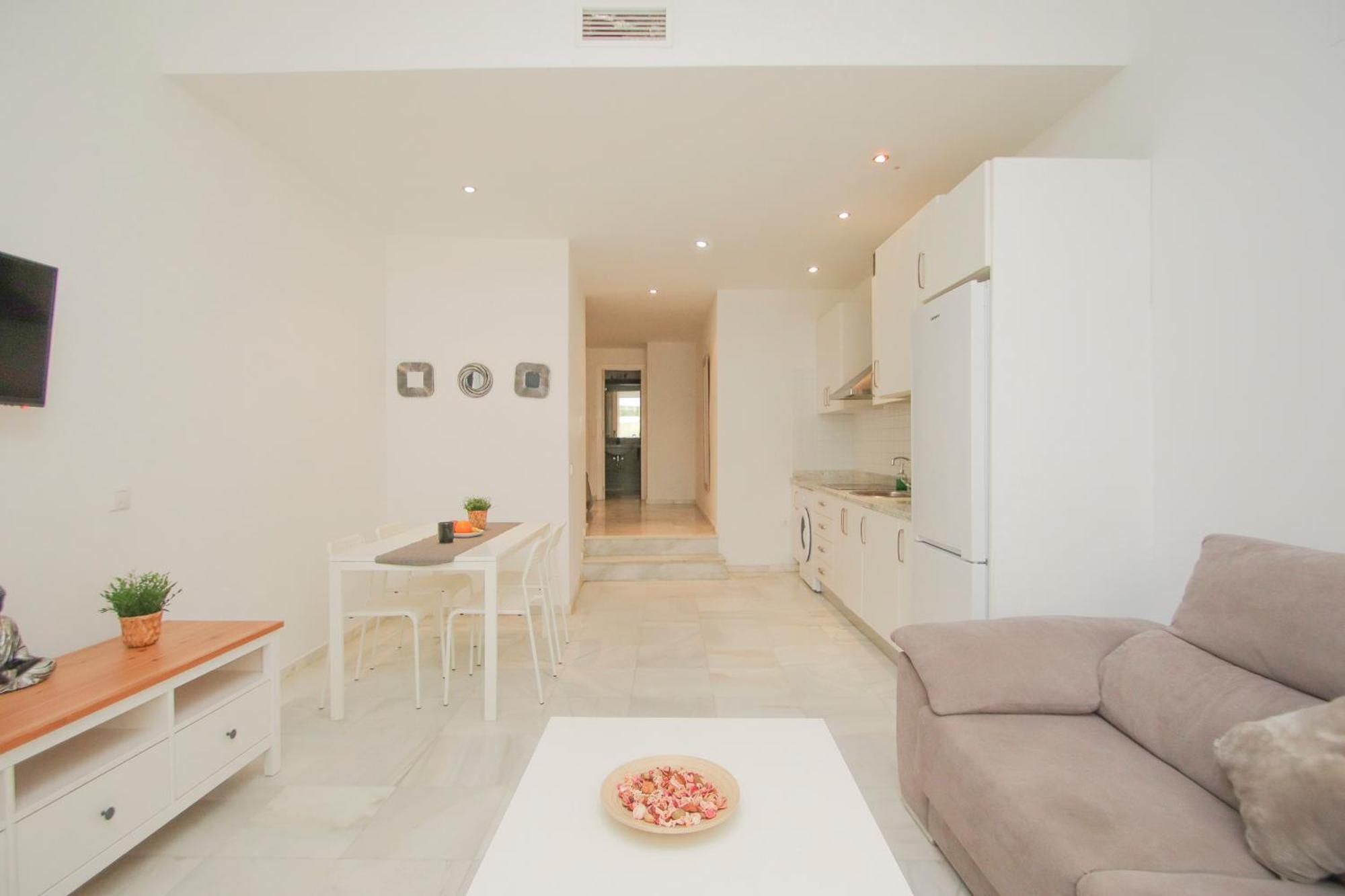 Lovely Apt In The City Center - 15M Walk Giralda Севілья Екстер'єр фото