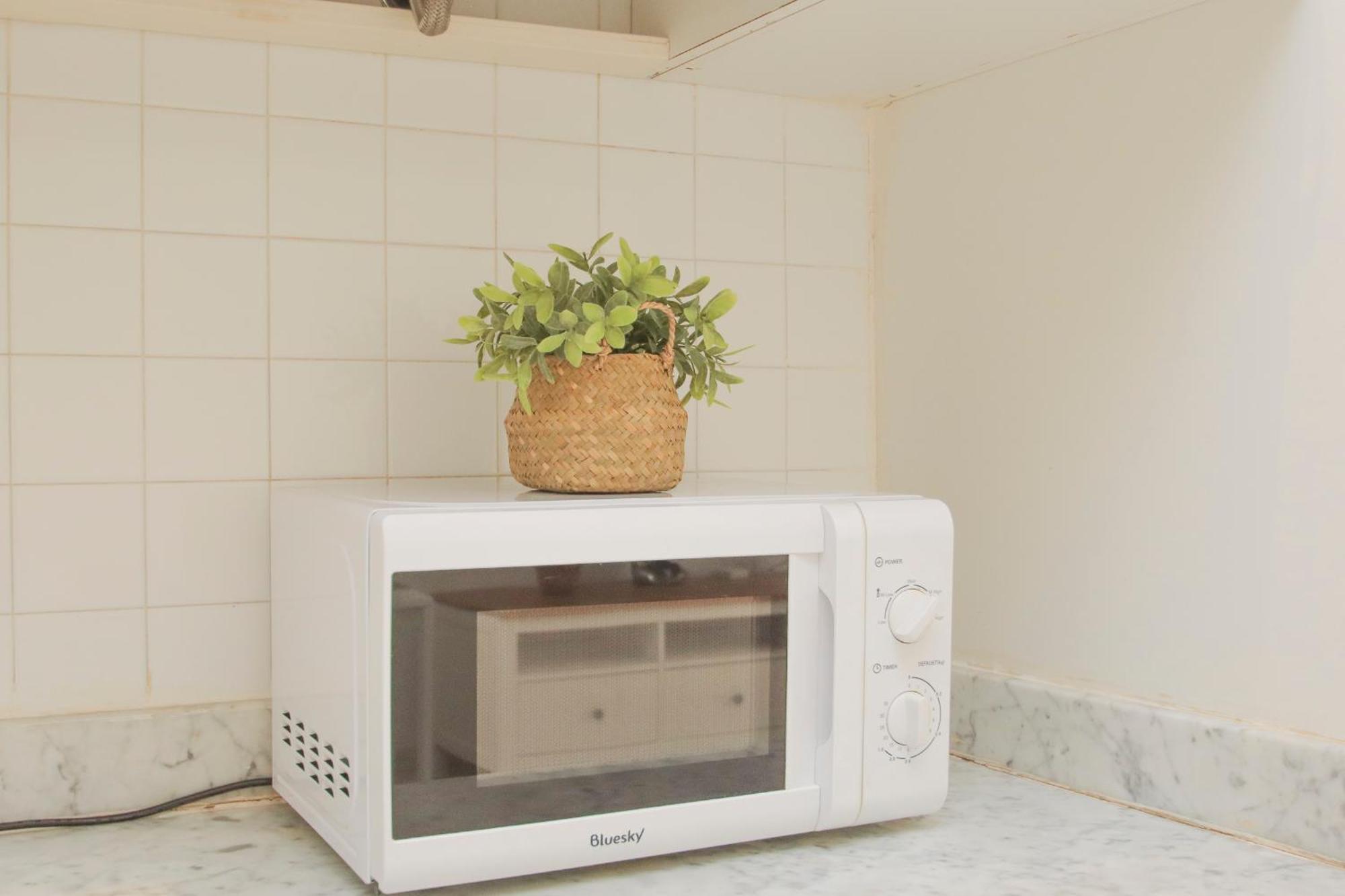 Lovely Apt In The City Center - 15M Walk Giralda Севілья Екстер'єр фото