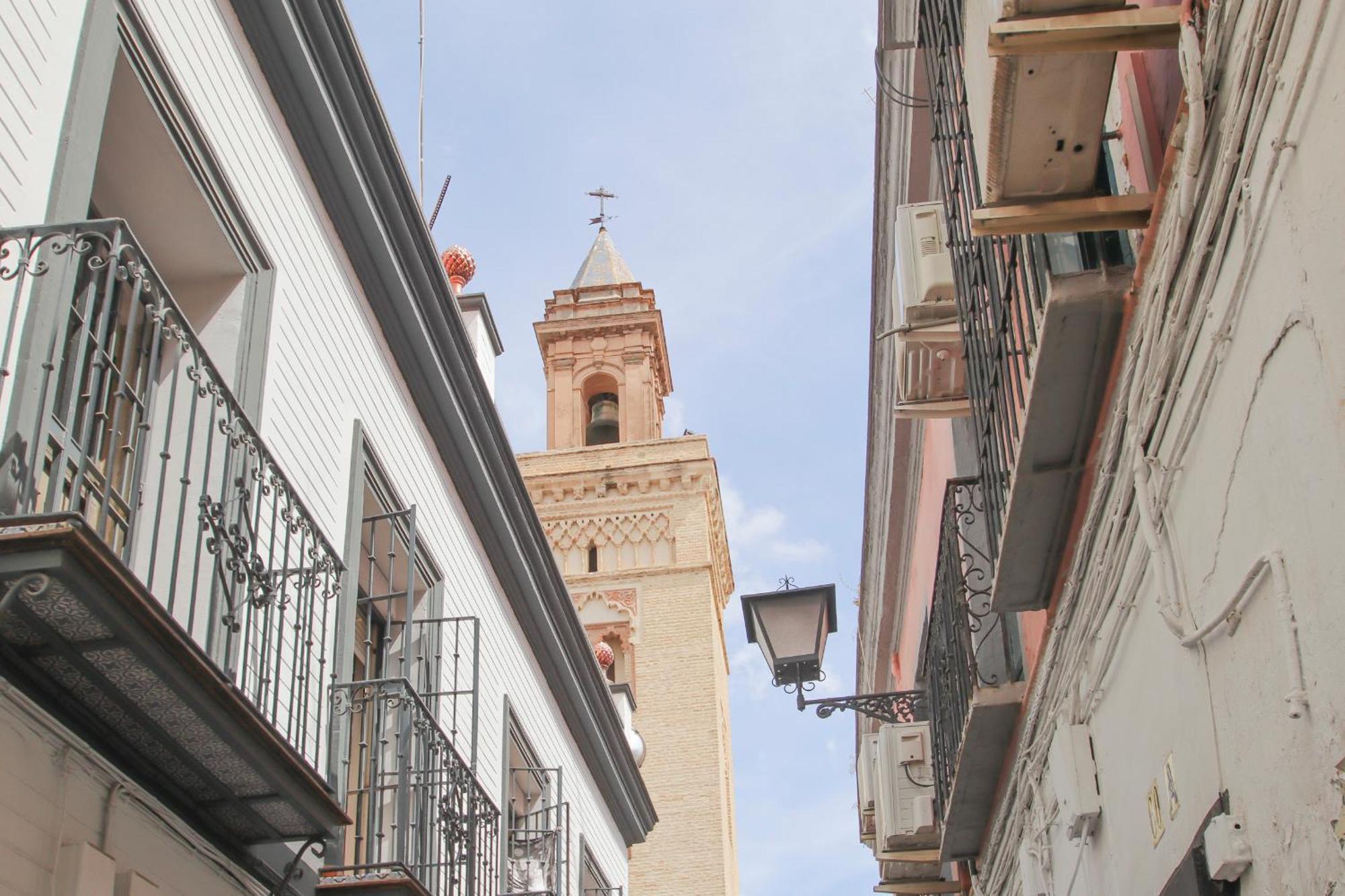 Lovely Apt In The City Center - 15M Walk Giralda Севілья Екстер'єр фото